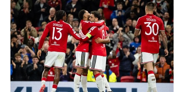 Manchester United ei ole saavuttanut odotettuja tuloksia uudella kaudella Manchester United ei ole saavuttanut odotettuja tuloksia uudella kaudella